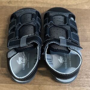 See Kai Run Black Gray Closed-Toe Water-Friendly Sandals